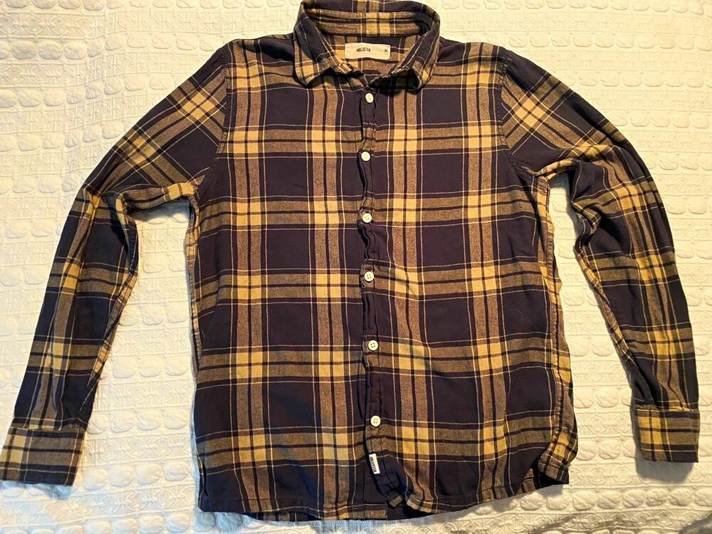 Hollister M Navy Beige Plaid Long Sleeve Point Collar Button-Up Shirt